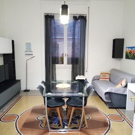 Appartamento ALTIDO Elegant 1BR Flat for 3, near Spianata Castelletto Genova Esterno foto